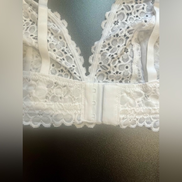 H&M 2-pack Soft-cup Lace Bras - Picture 5 of 7